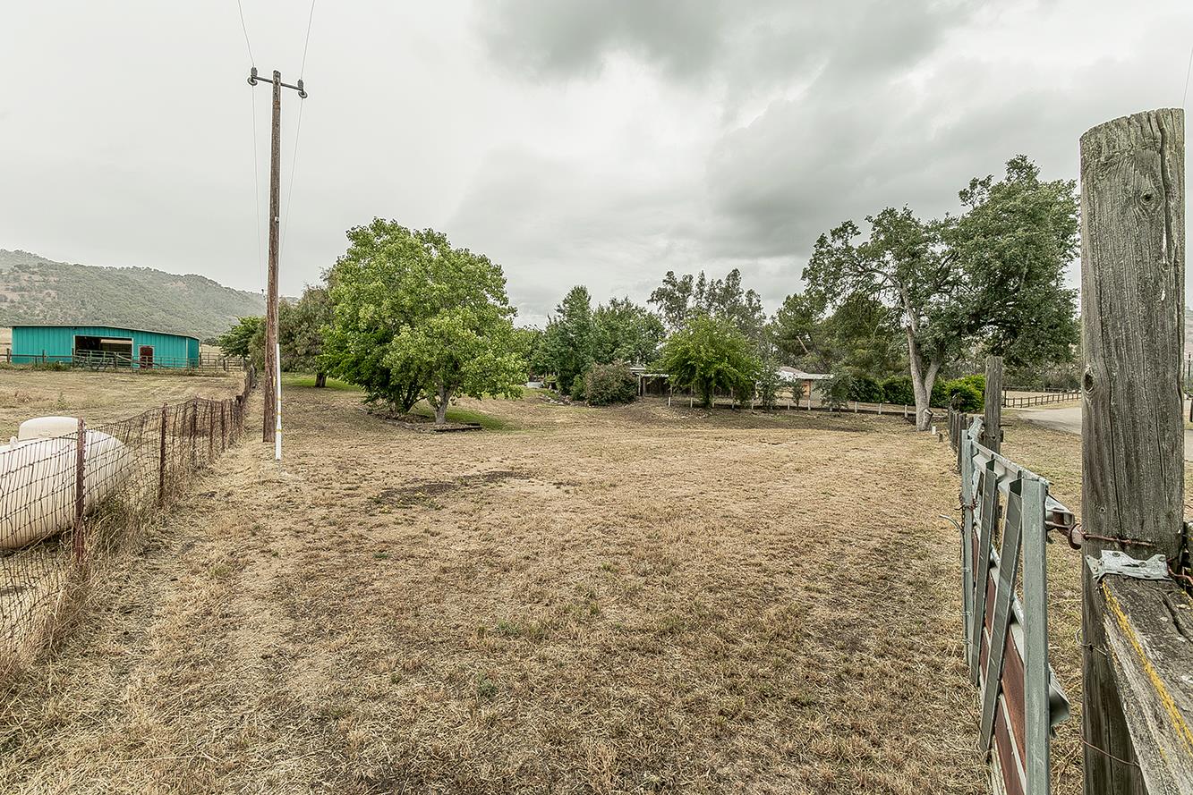 29545 Oak Meadow Road Tollhouse, CA 93667 - Photo 47 of 69 a view of a outdoor space