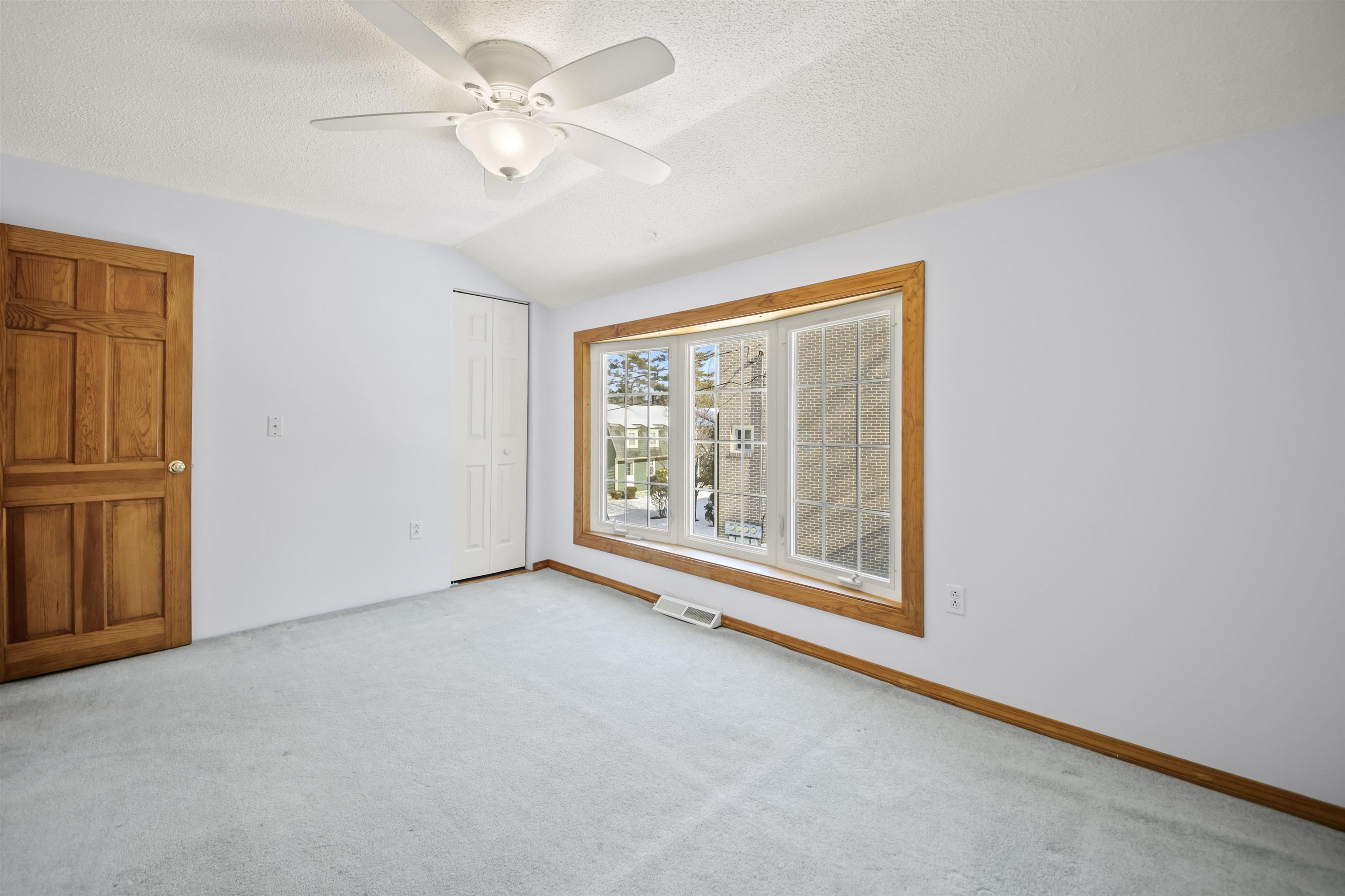 95 Cannongate III Road, Unit 3 Nashua, NH 03063 - Photo 12 of 28