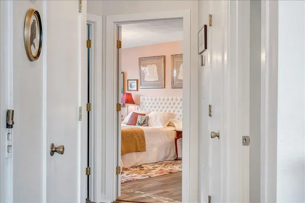 $575,000 | 75 Woodbridge Circle, Unit 1114, Moneta, VA 24121