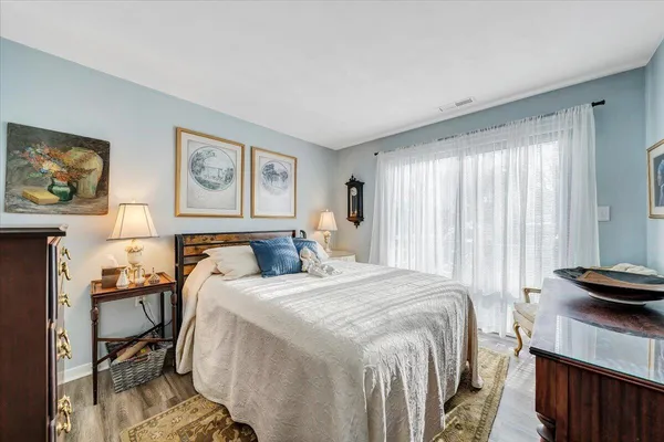 $575,000 | 75 Woodbridge Circle, Unit 1114, Moneta, VA 24121