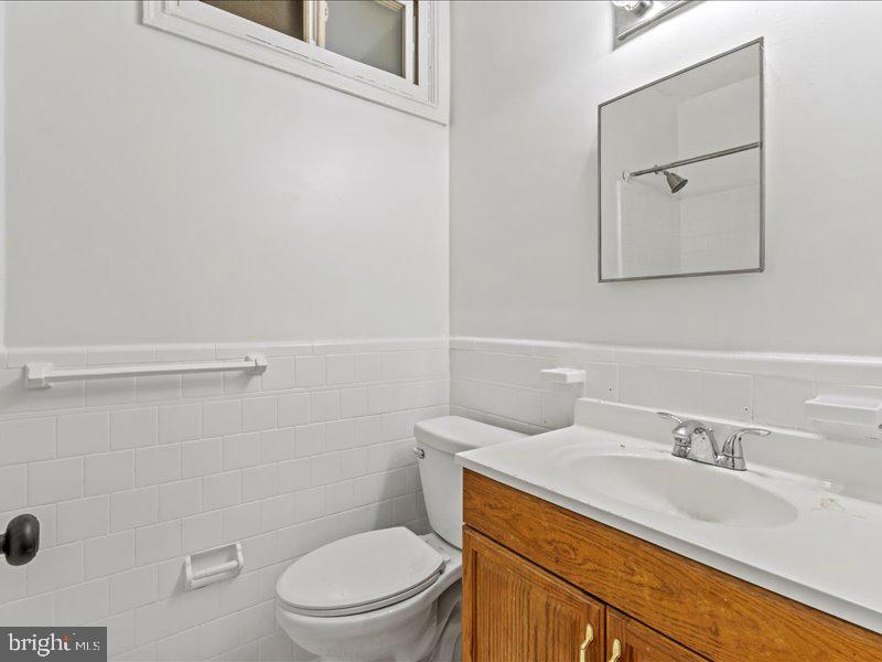 1258 Simms Place Northeast Washington, DC 20002 - Photo 9 of 21 Gallery Image 9
