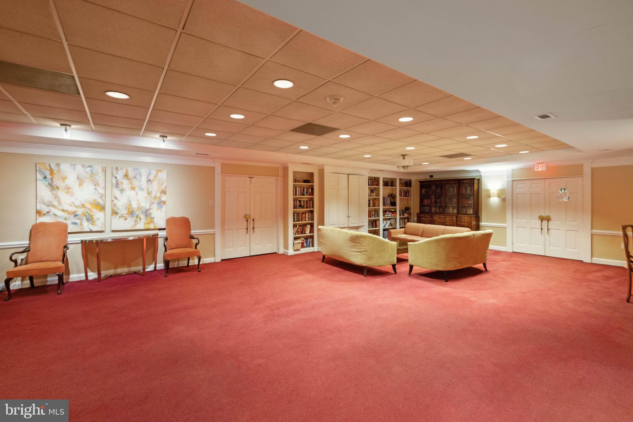 3001 Veazey Street Northwest, Unit 116 Washington, DC 20008 - Photo 35 of 40 a living room with furniture and a large window