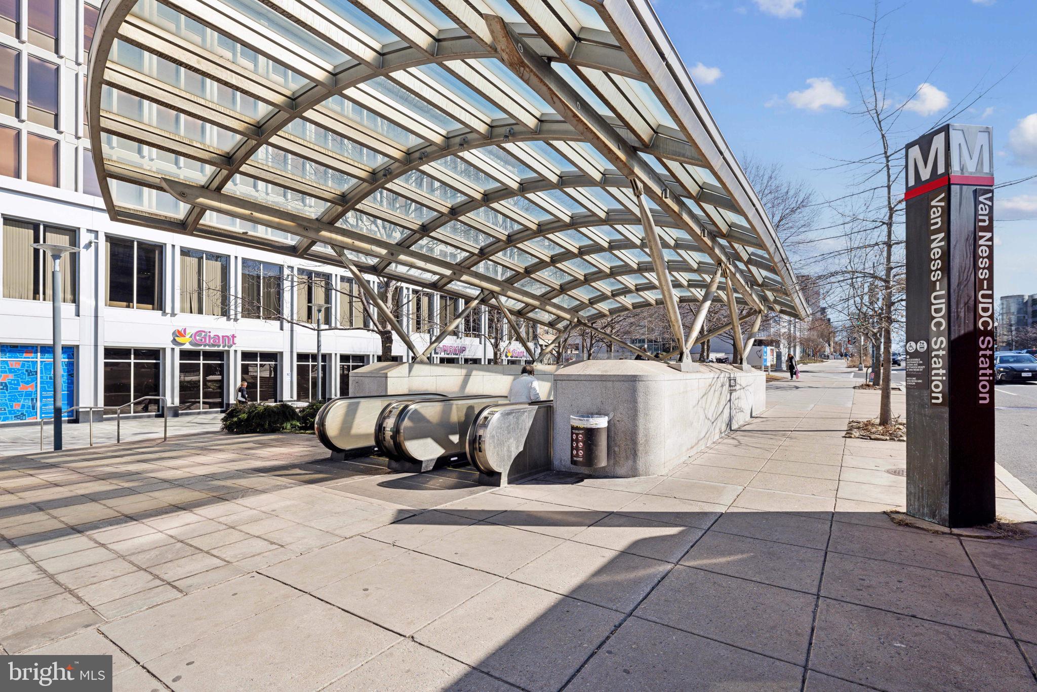 3001 Veazey Street Northwest, Unit 116 Washington, DC 20008 - Photo 39 of 40 a view of a building with car parked
