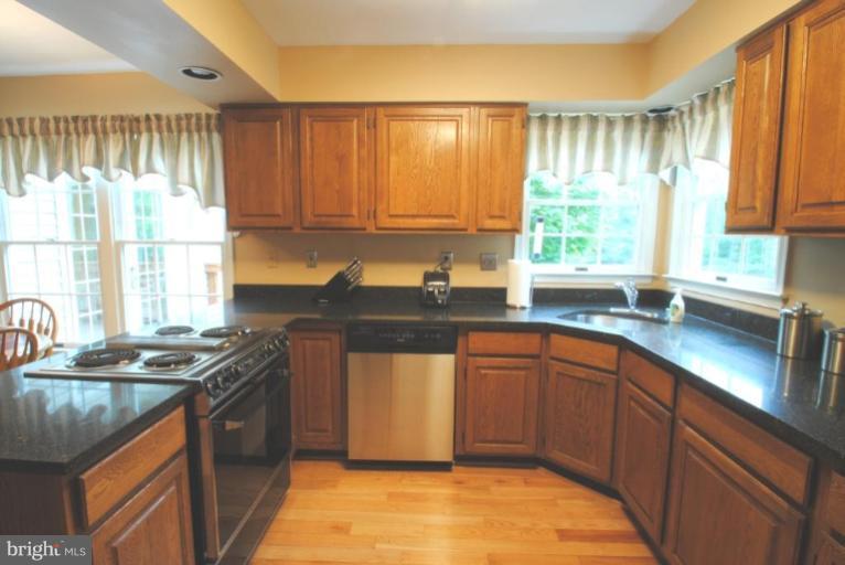 751 Fawnelm Road Severn, MD 21144 - Photo 13 of 25 Kitchen