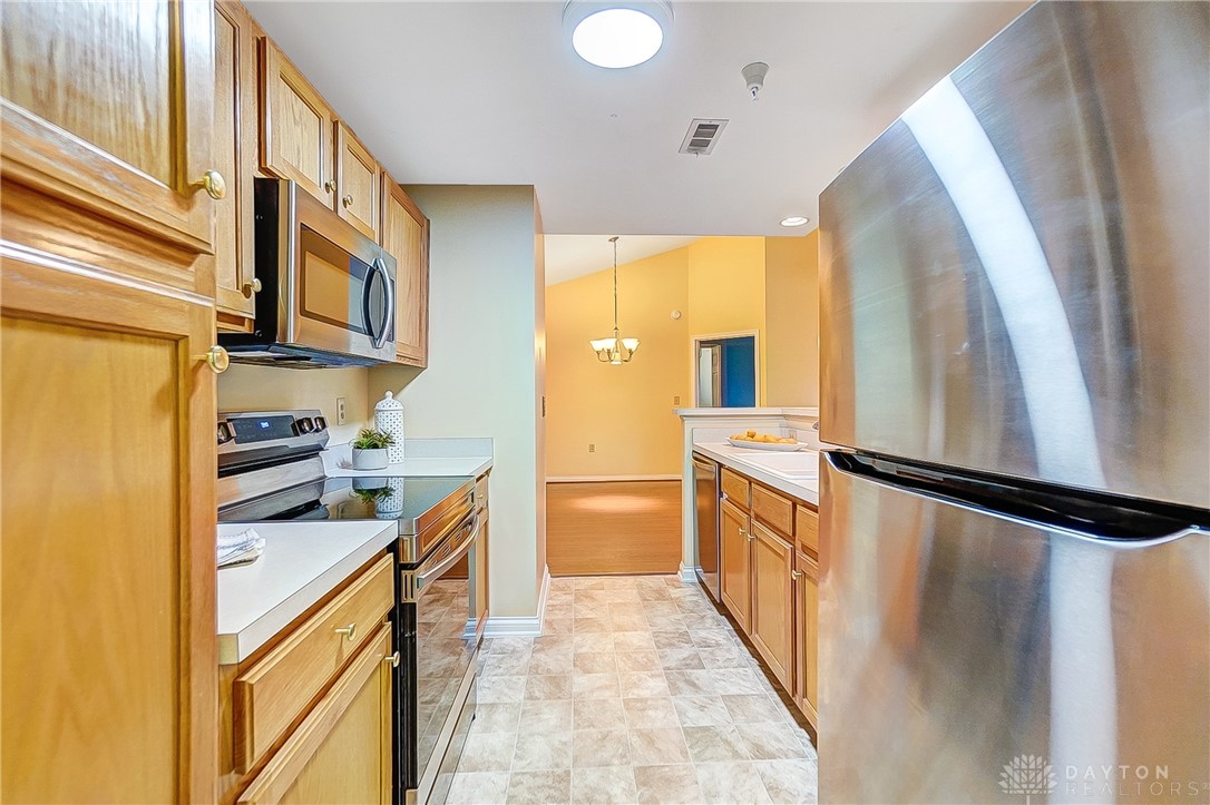 3170 East Stroop Road, Unit 215 Dayton, OH 45440 - Photo 11 of 28