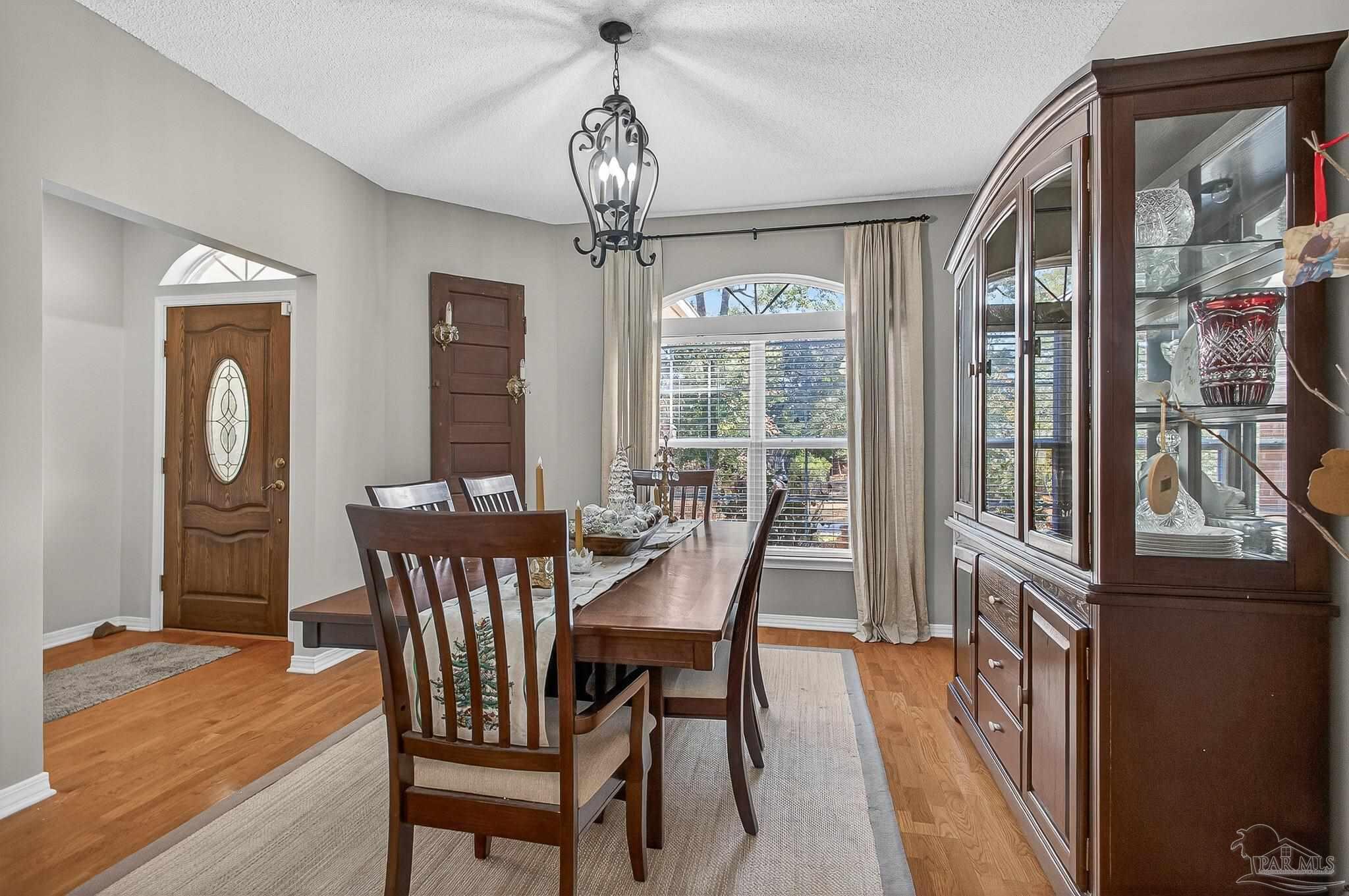 5733 Mill Pond Lane Milton, FL 32583 - Photo 3 of 31