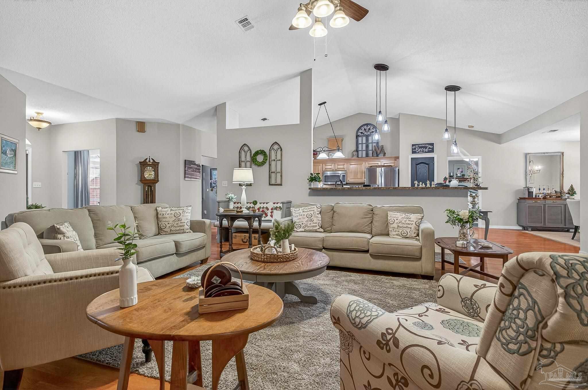 5733 Mill Pond Lane Milton, FL 32583 - Photo 7 of 31