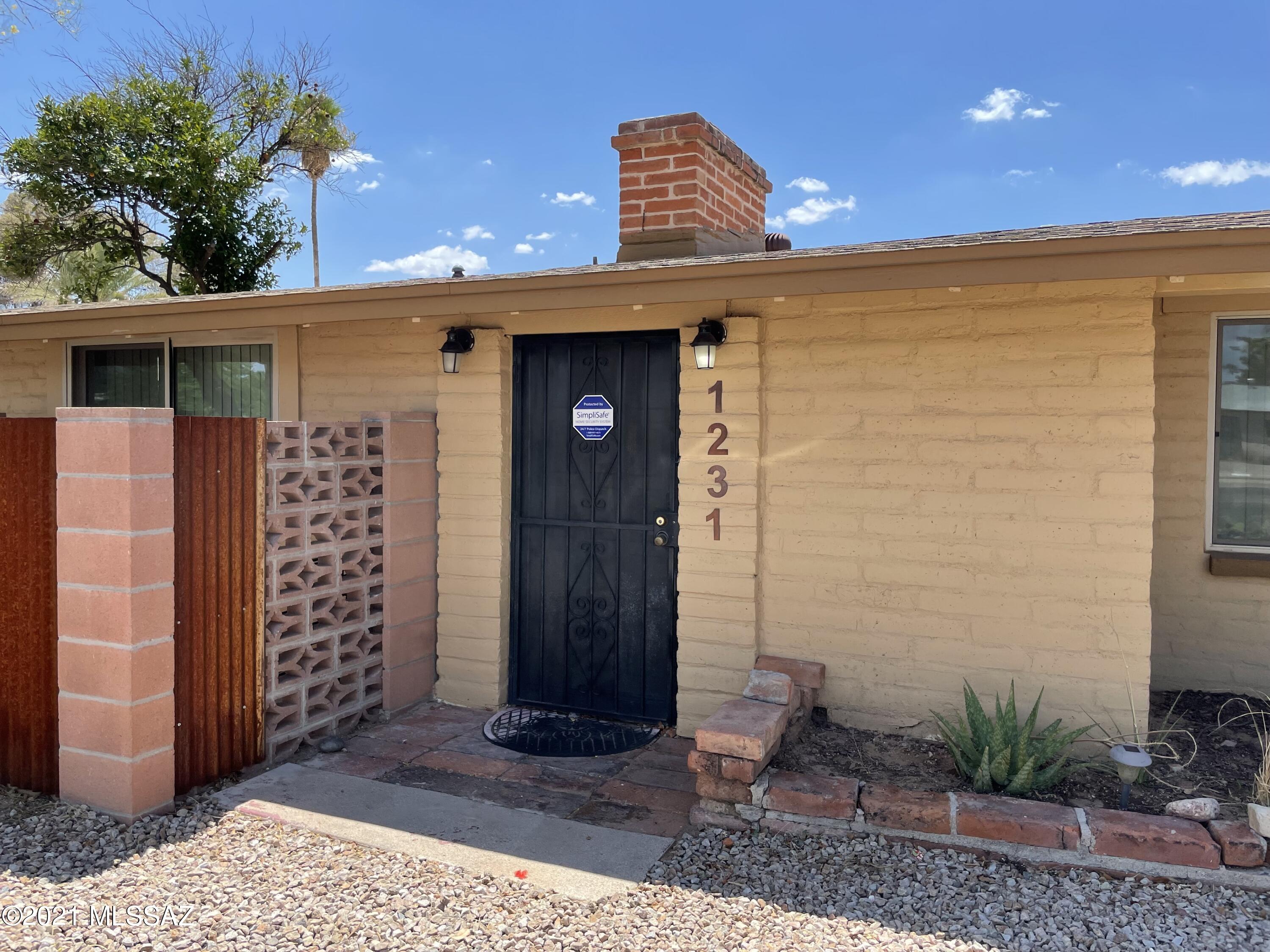 1231 North Swan Road Tucson, AZ 85712 - Photo 2 of 25 Gallery Image 2