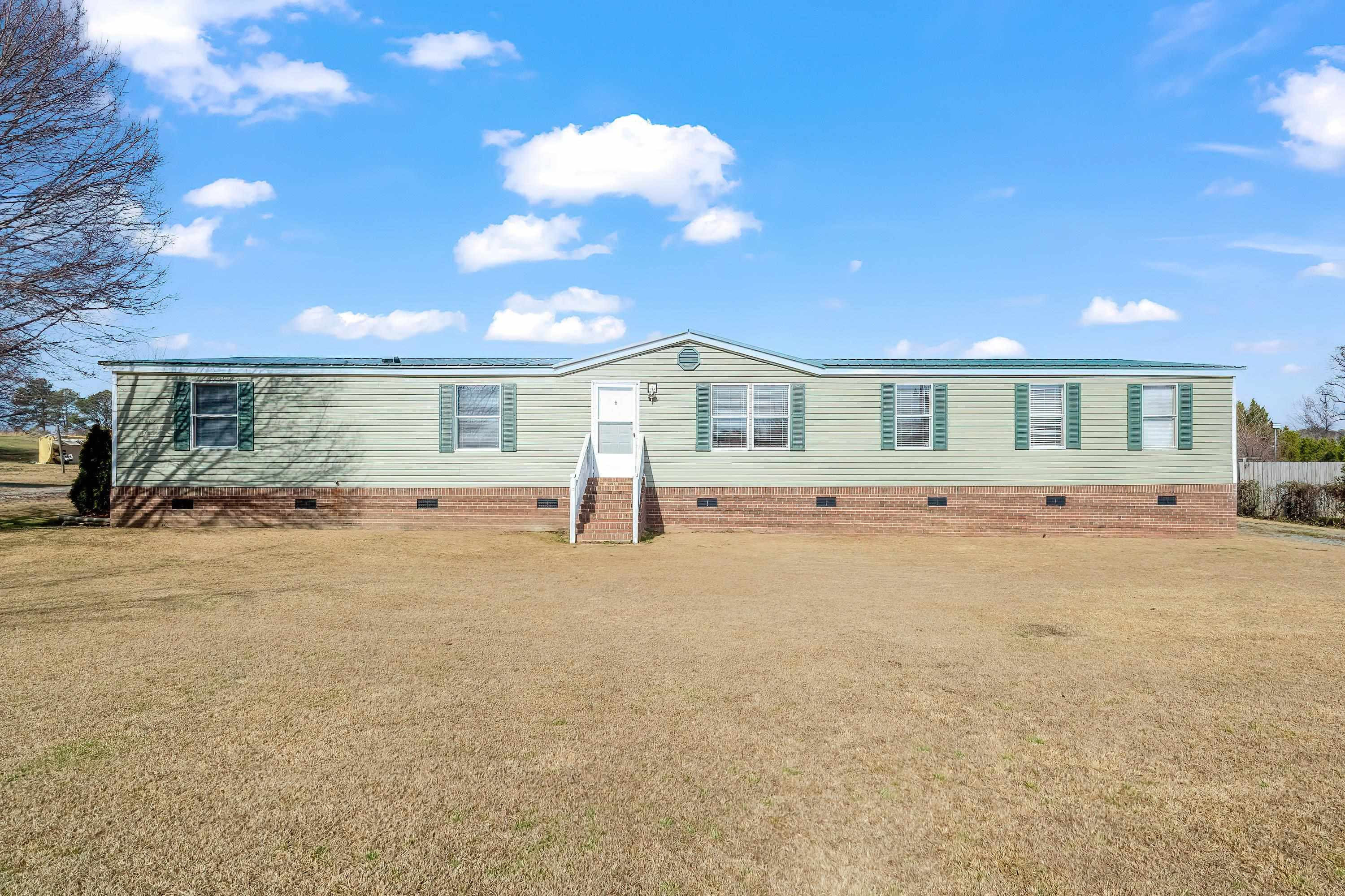 1470 River Run Road Selma, NC 27576 - Photo 1 of 54 Welcome Home!