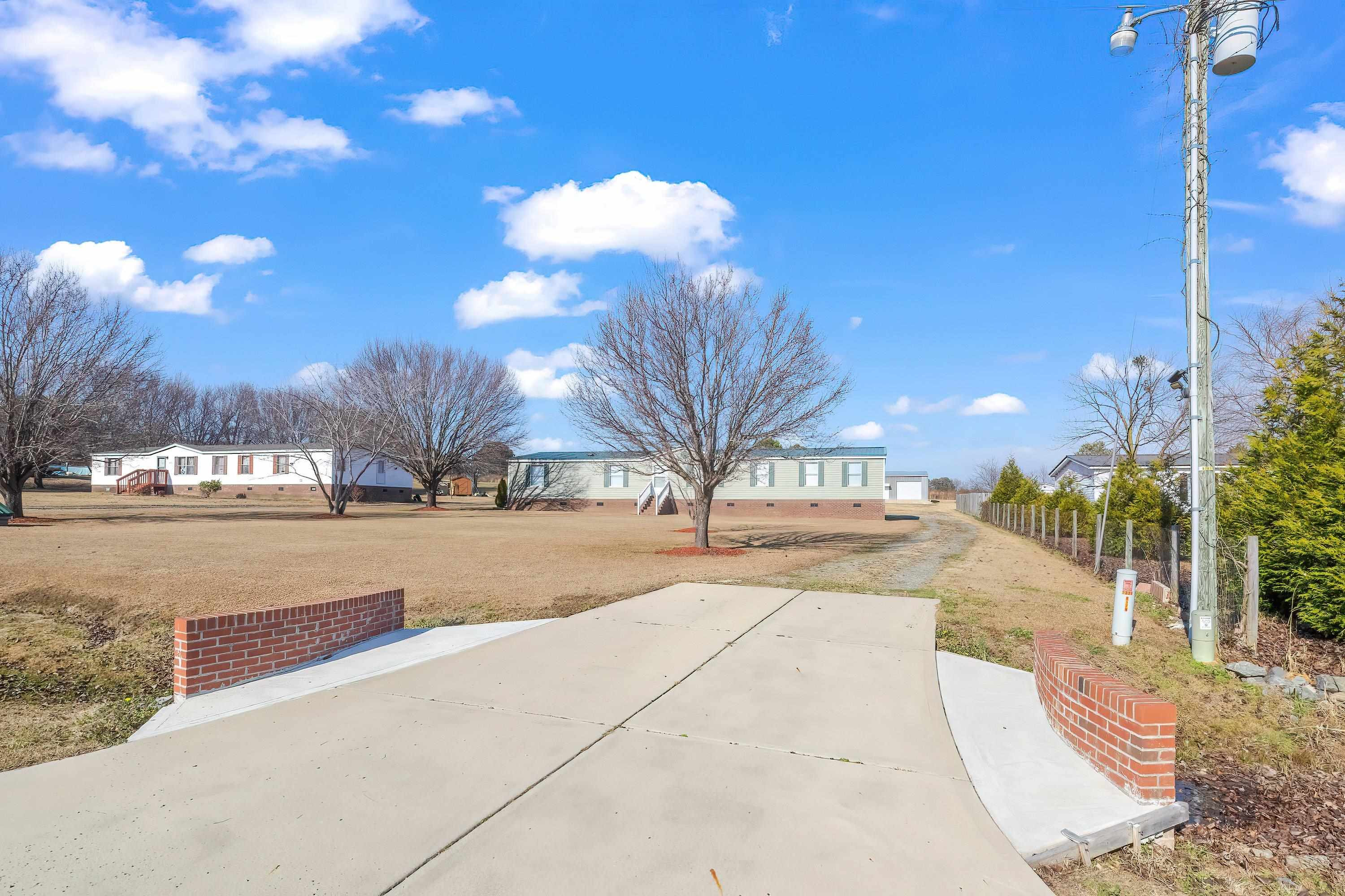 1470 River Run Road Selma, NC 27576 - Photo 2 of 54 Updated Brick Entry
