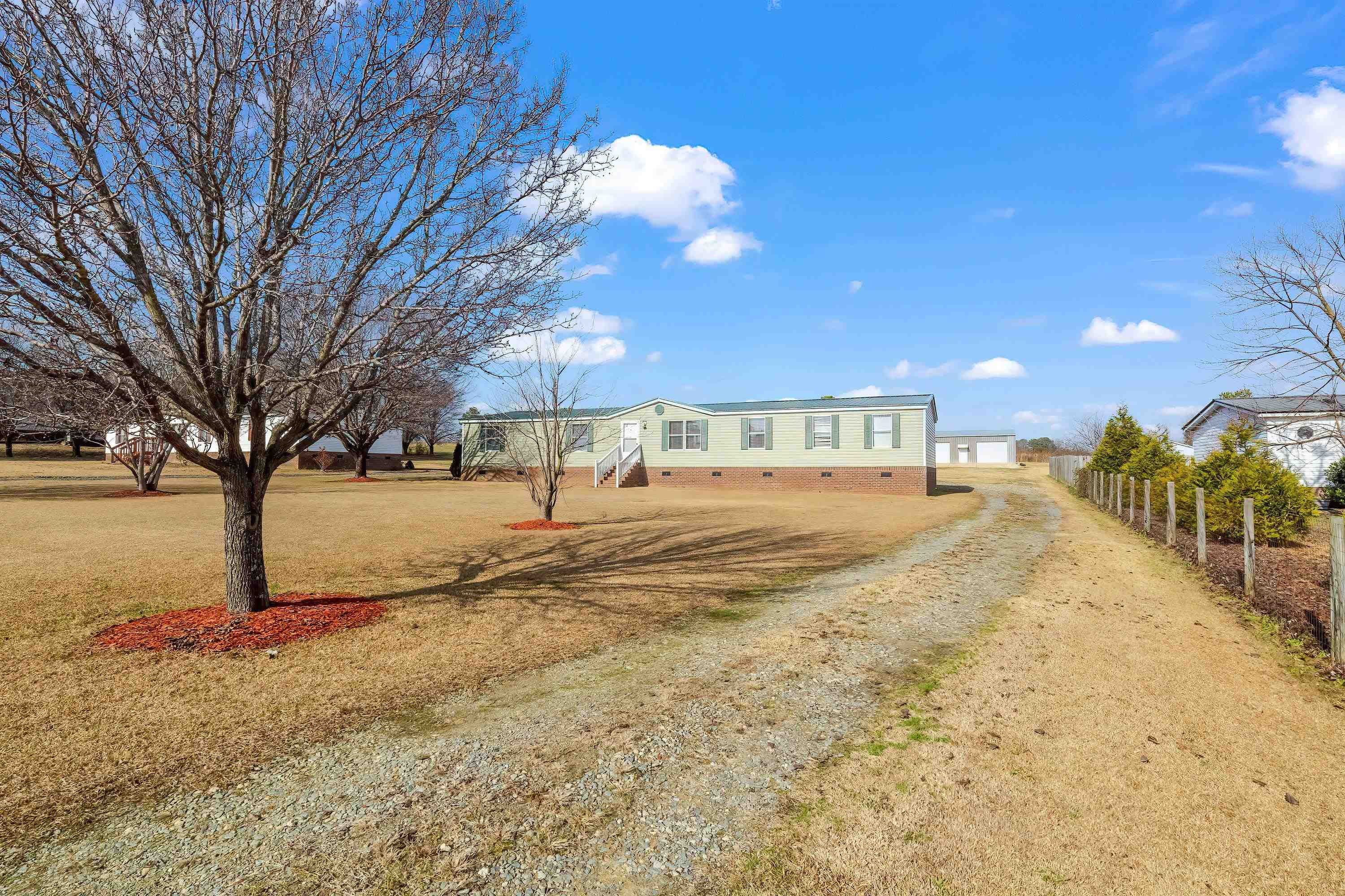 1470 River Run Road Selma, NC 27576 - Photo 4 of 54 Photo 4