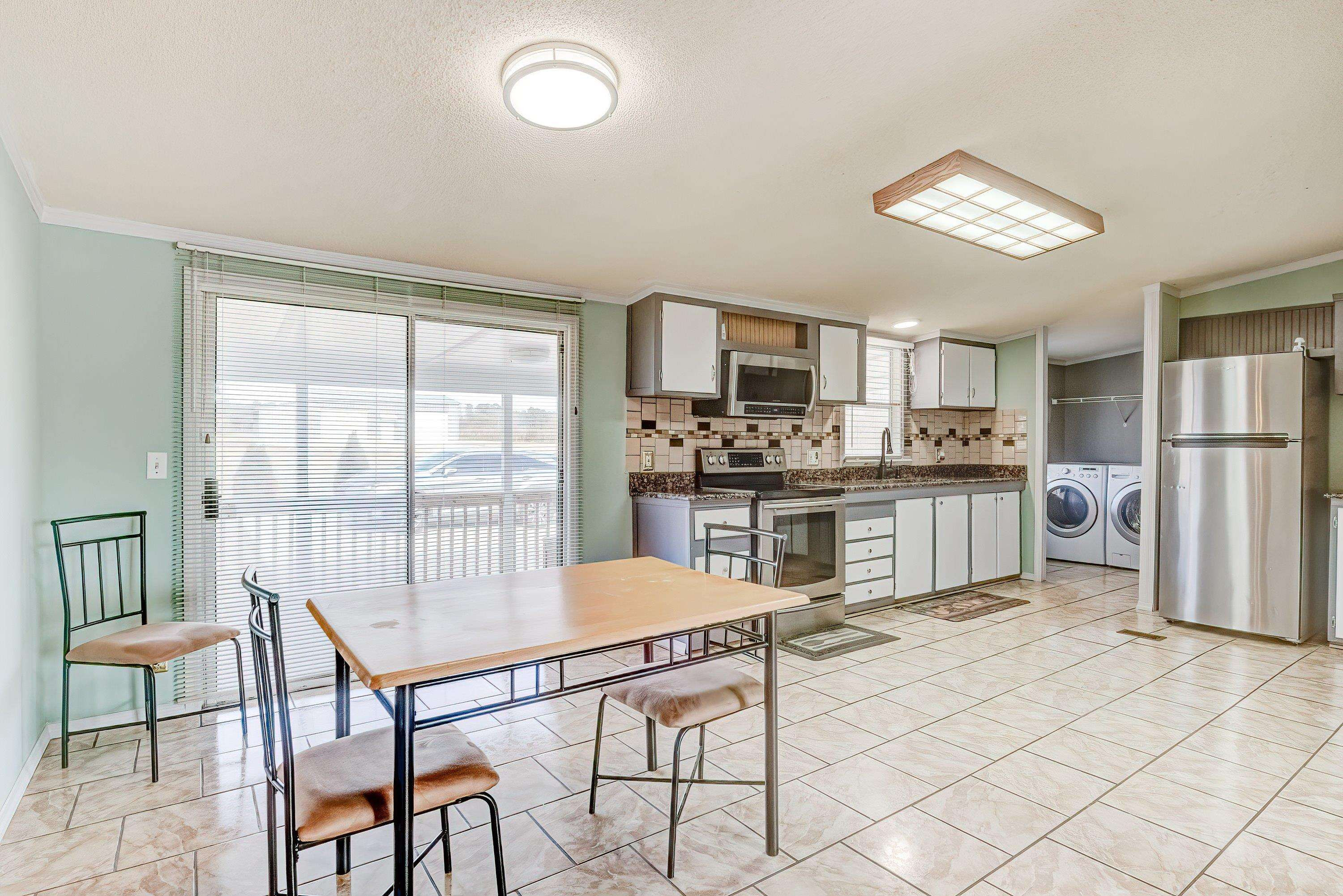 1470 River Run Road Selma, NC 27576 - Photo 5 of 54 Spacious Kitchen