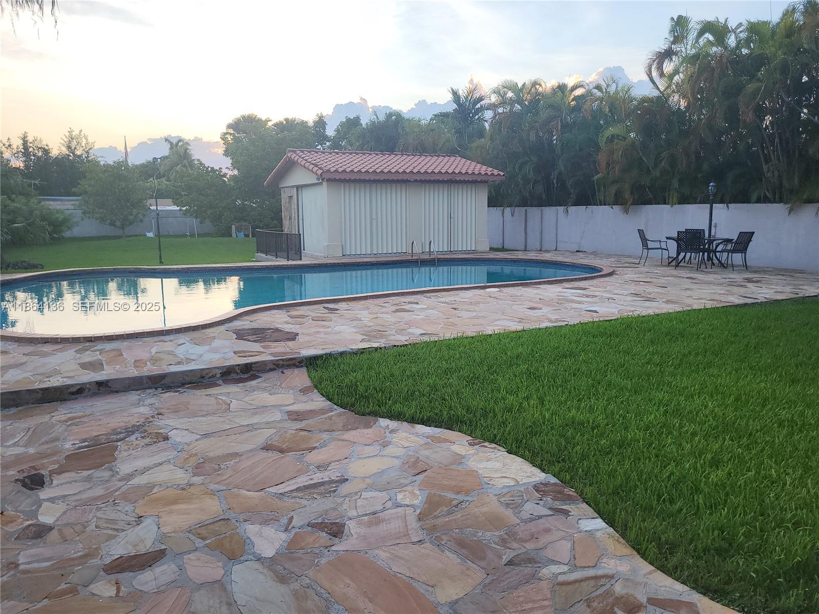 2930 Southwest 129th Avenue Miami, FL 33175 - Photo 56 of 66