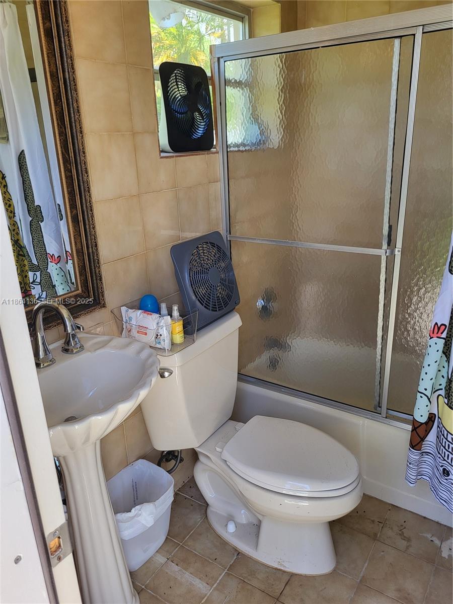 2930 Southwest 129th Avenue Miami, FL 33175 - Photo 61 of 66 4 Bathroom