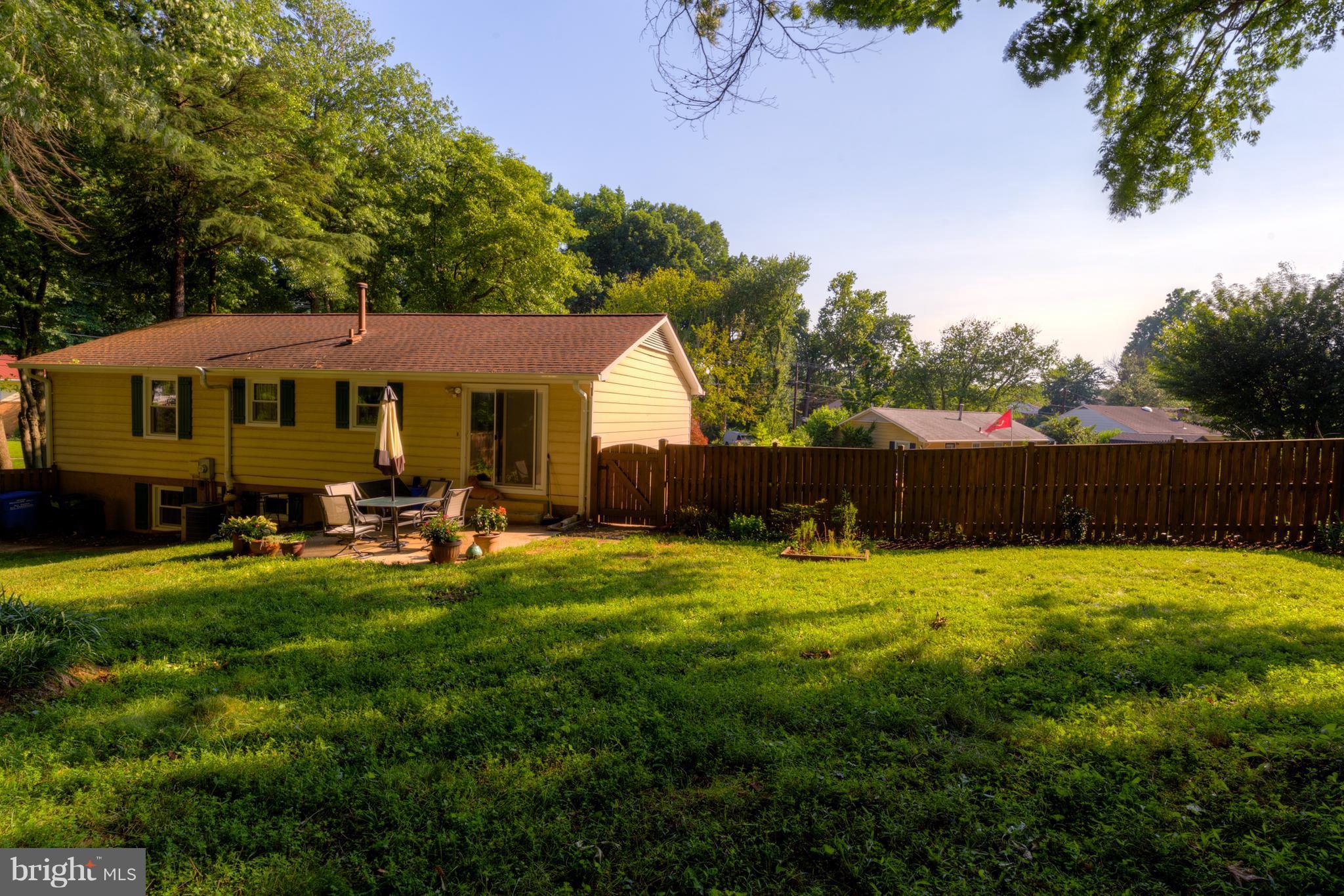 809 Orange Drive Silver Spring, MD 20901 - Photo 22 of 26 Exterior (Rear)