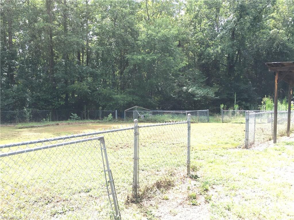 1923 Hedrick Mill Road Lexington, NC 27292 - Photo 6 of 22 Gallery Image 6