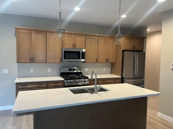 $458,900 | 190 Deerrun, Fall River, WI 53932