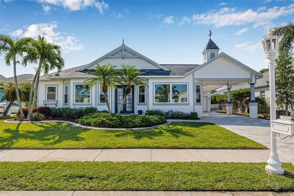 $970,000 | 4612 Barracuda Drive, Bradenton, FL 34208