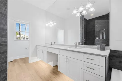 $955,000 | 4612 Barracuda Drive, Bradenton, FL 34208