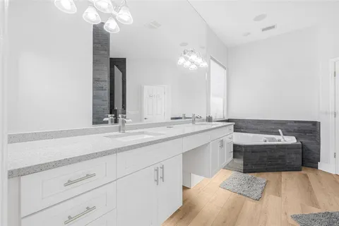 $955,000 | 4612 Barracuda Drive, Bradenton, FL 34208