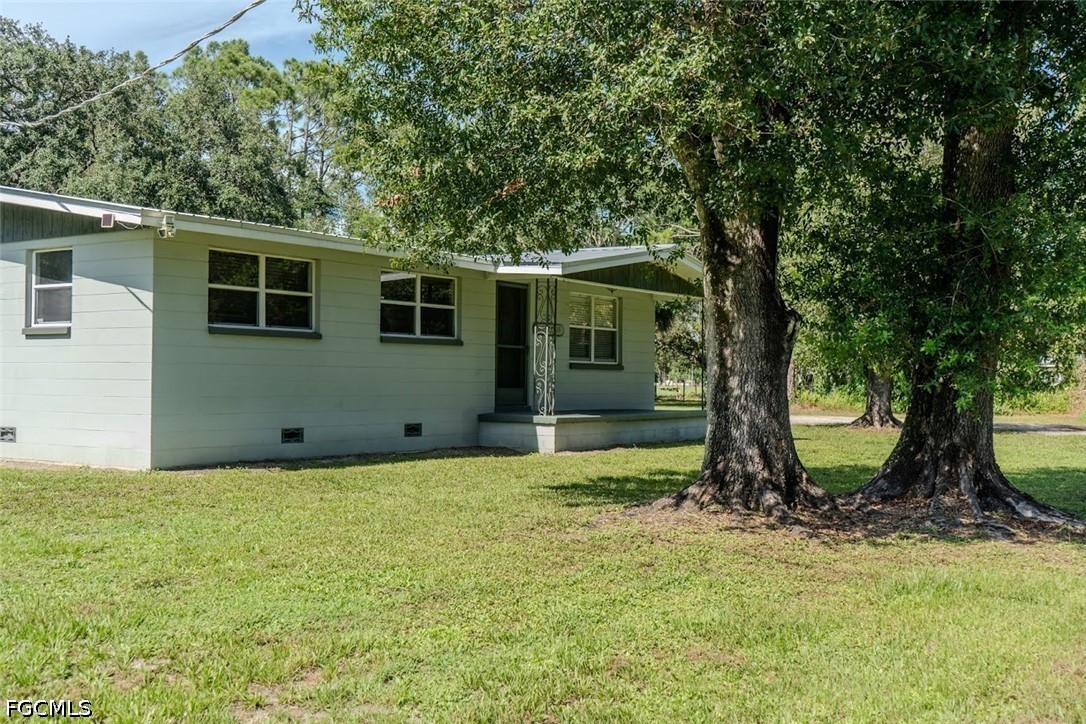 1270 Nobles Road LaBelle, FL 33935 - Photo 2 of 22