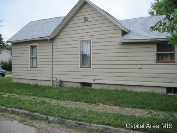 100 Scarritt Springfield, IL 62704 - Photo 3 of 19