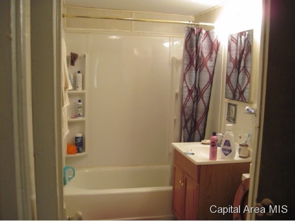 100 Scarritt Springfield, IL 62704 - Photo 10 of 19