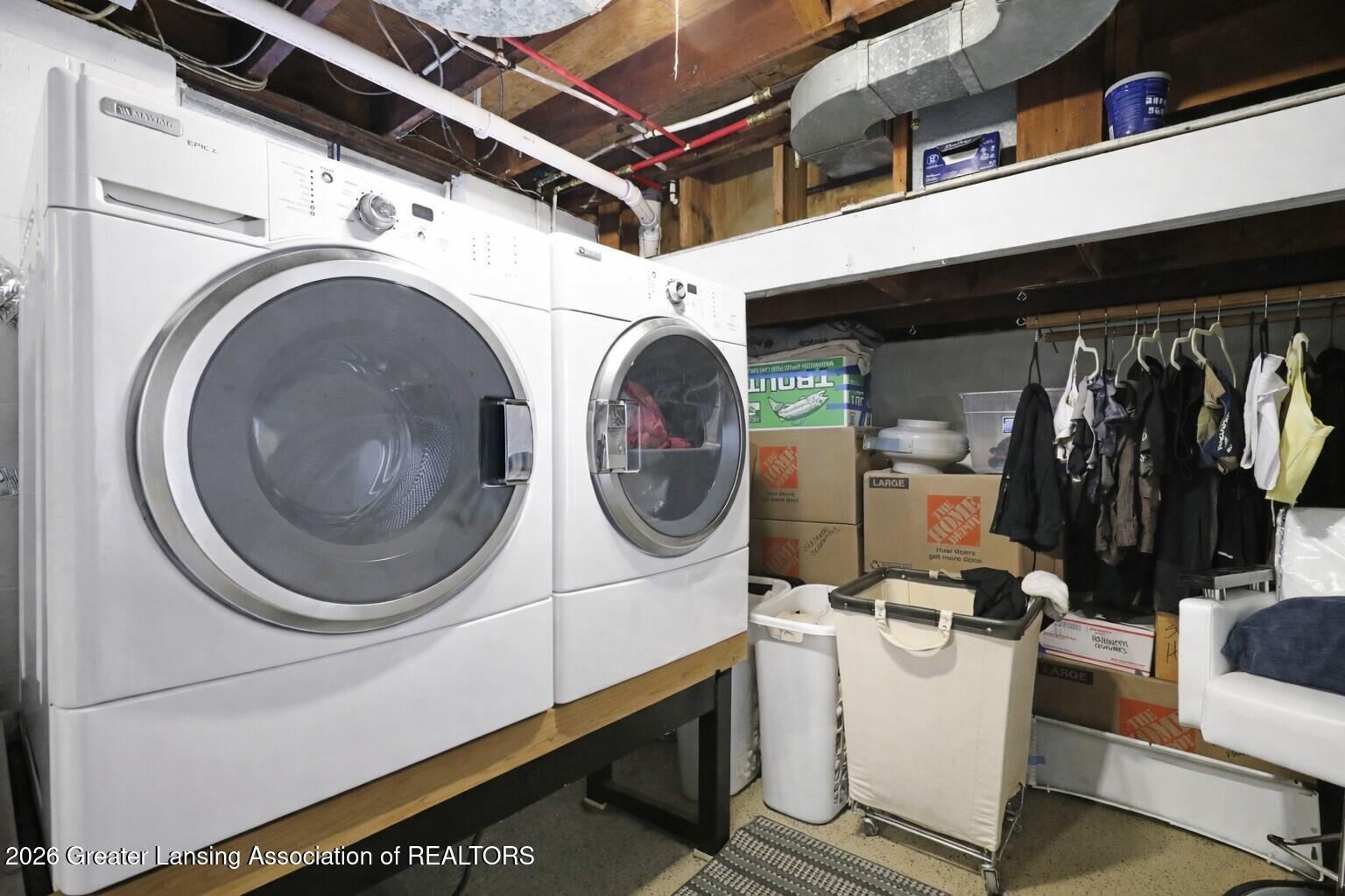 2505 Fairfax Road Lansing, MI 48910 - Photo 19 of 23 laundryarea