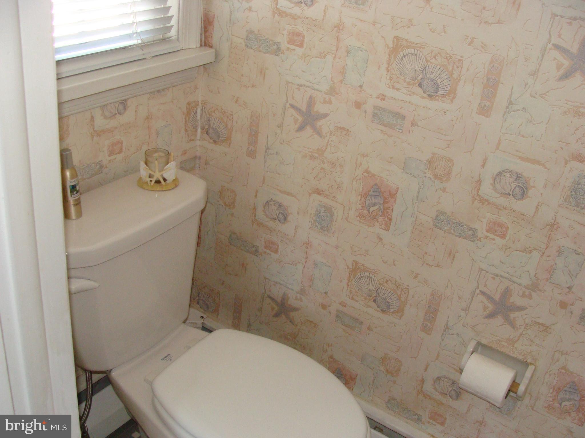 305 Landsende Road Devon, PA 19333 - Photo 18 of 45 1/2 bath in Master bedroom