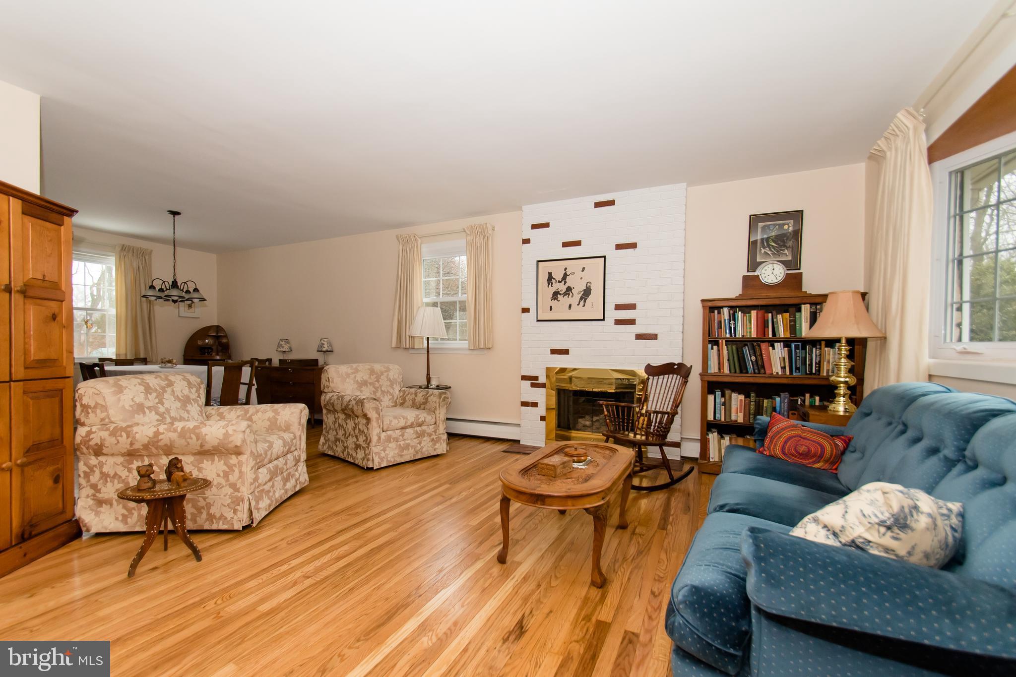 305 Landsende Road Devon, PA 19333 - Photo 4 of 45