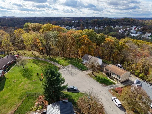 $325,000 | 421 Rampart Boulevard, New Kensington, PA 15068