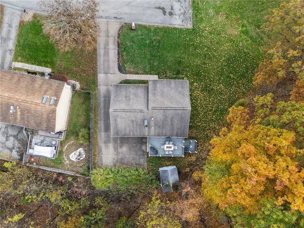 $325,000 | 421 Rampart Boulevard, New Kensington, PA 15068