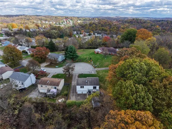 $325,000 | 421 Rampart Boulevard, New Kensington, PA 15068