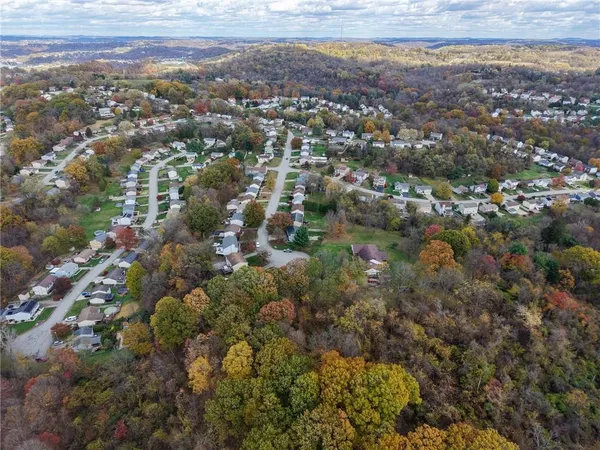 $325,000 | 421 Rampart Boulevard, New Kensington, PA 15068