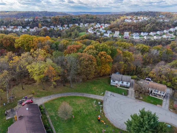 $325,000 | 421 Rampart Boulevard, New Kensington, PA 15068