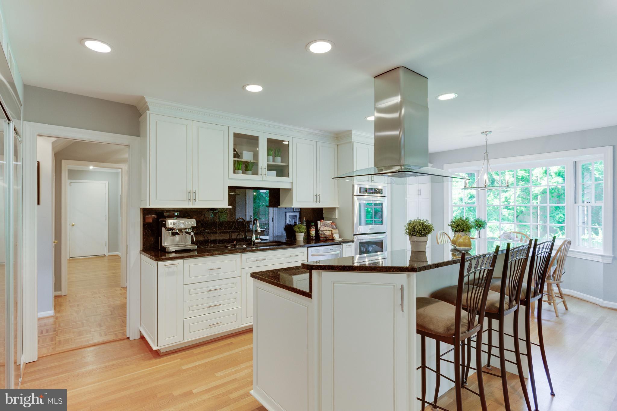 7721 Lear Road McLean, VA 22102 - Photo 7 of 42 Gallery Image 7