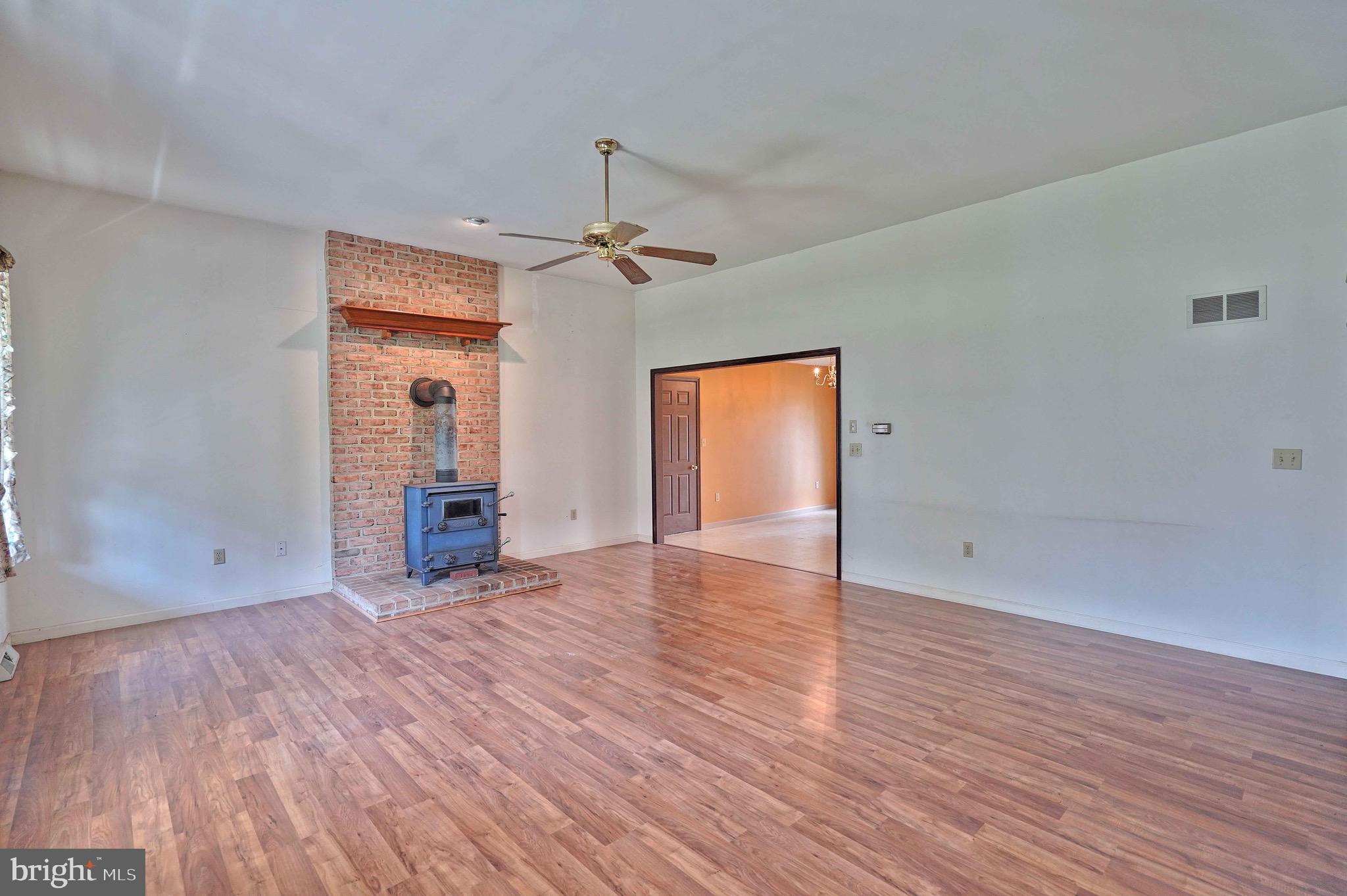 580 Mountain Road Denver, PA 17517 - Photo 7 of 39