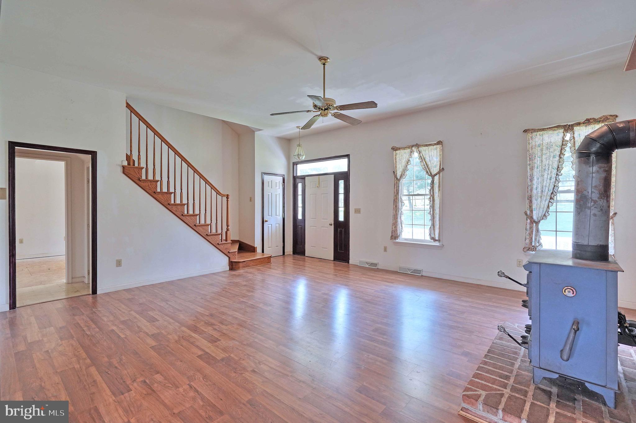 580 Mountain Road Denver, PA 17517 - Photo 8 of 39