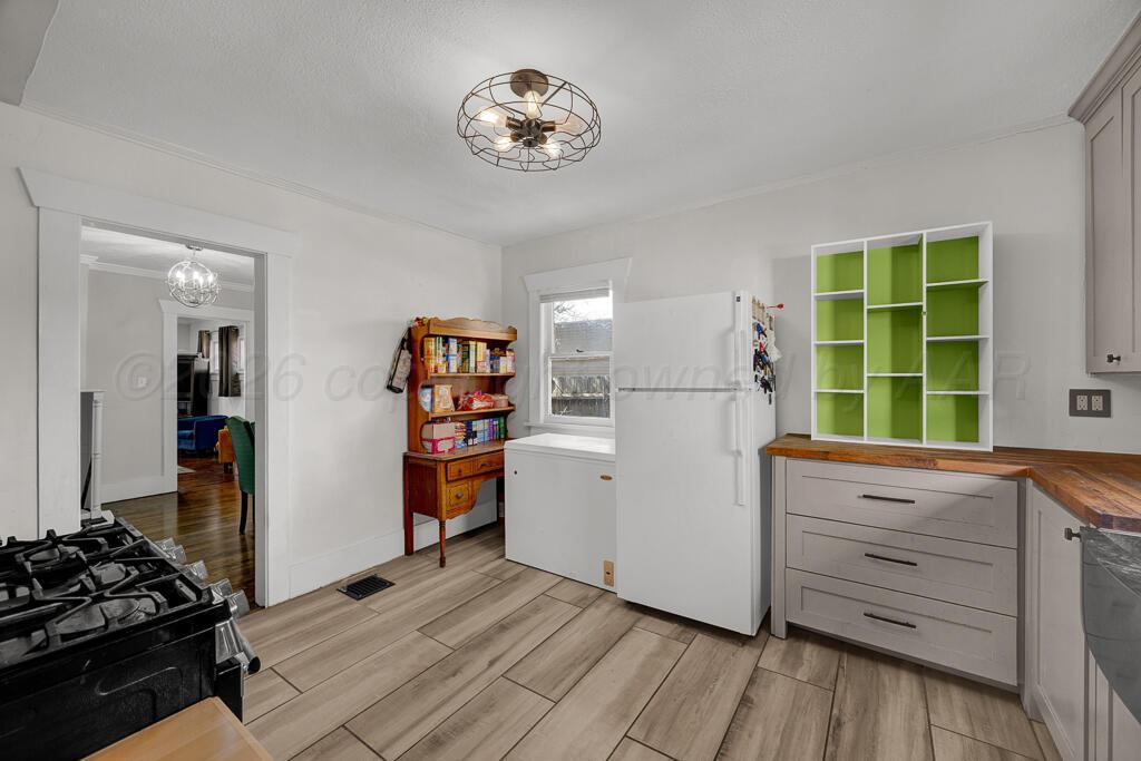 1012 Southwest 16th Avenue Amarillo, TX 79102 - Photo 11 of 24 kitchen 1