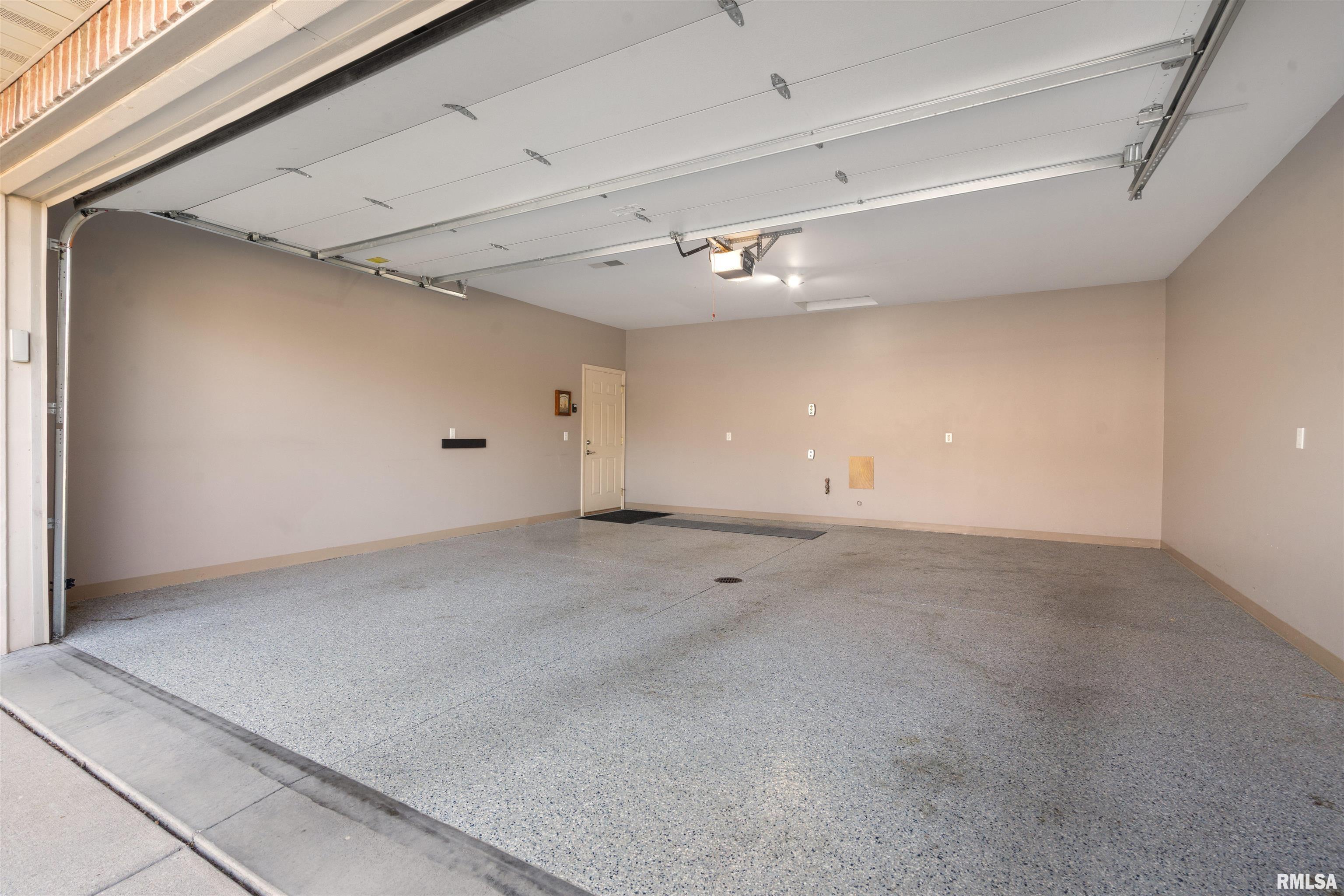 1101 2nd Street Moline, IL 61265 - Photo 24 of 27