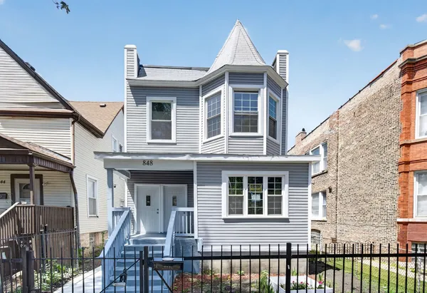 $485,990 | 848 North Latrobe Avenue, Chicago, IL 60651
