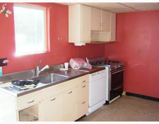 1722 Millbrook Road Grove City, PA 16127 - Photo 2 of 15 Kitchen.