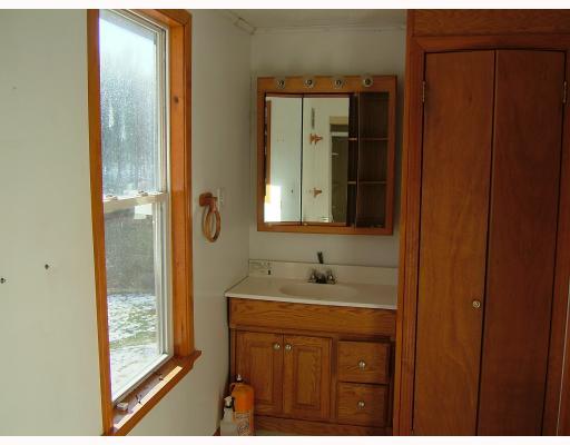 1722 Millbrook Road Grove City, PA 16127 - Photo 4 of 15 Master Bath/Spa.