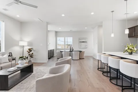 $450,000 | 1361 Moy Street, Houston, TX 77007