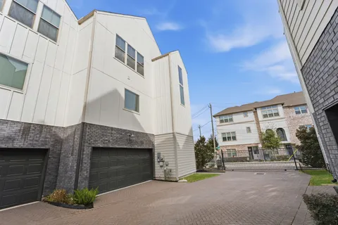 $450,000 | 1361 Moy Street, Houston, TX 77007