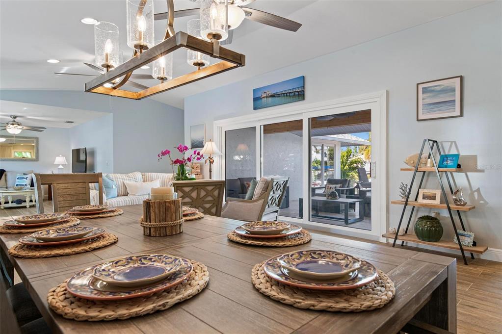 607 North Point Drive Holmes Beach, FL 34217 - Photo 16 of 81