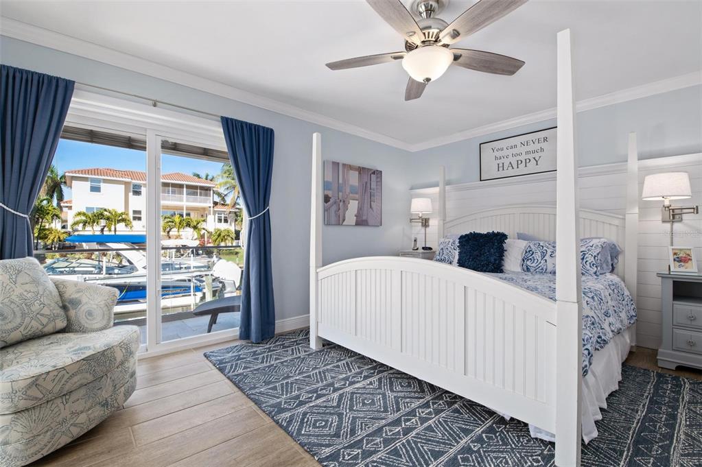 607 North Point Drive Holmes Beach, FL 34217 - Photo 25 of 81