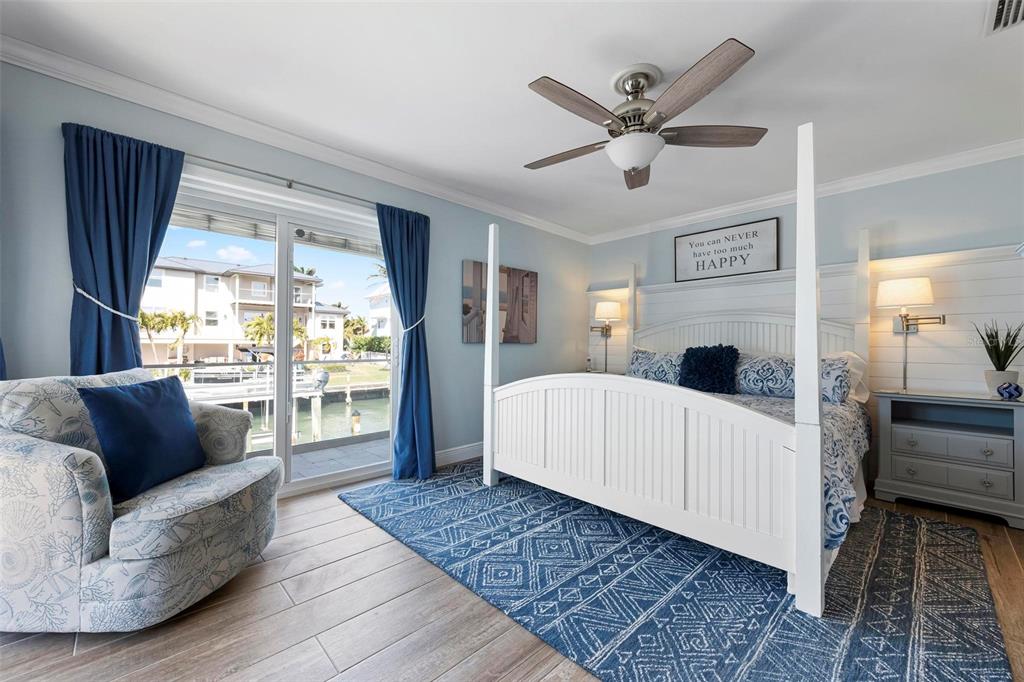 607 North Point Drive Holmes Beach, FL 34217 - Photo 26 of 81