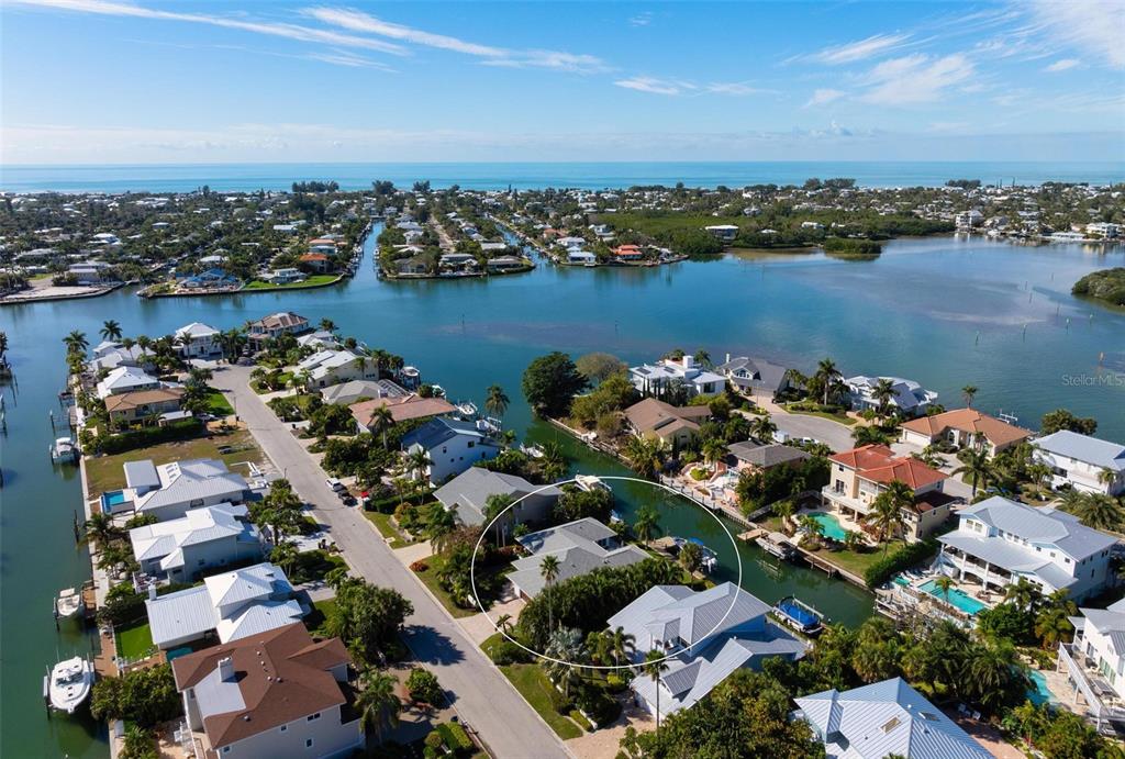 607 North Point Drive Holmes Beach, FL 34217 - Photo 48 of 81
