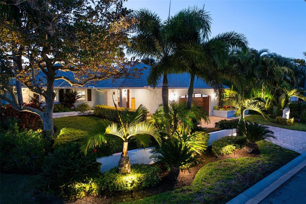 607 North Point Drive Holmes Beach, FL 34217 - Photo 64 of 81